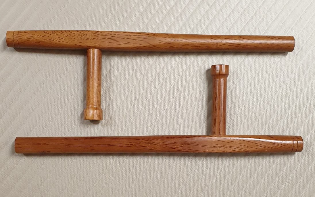 Tonfa Red Hardwood Std grade HQ 20" · Action Martial Arts Supplies Ltd.