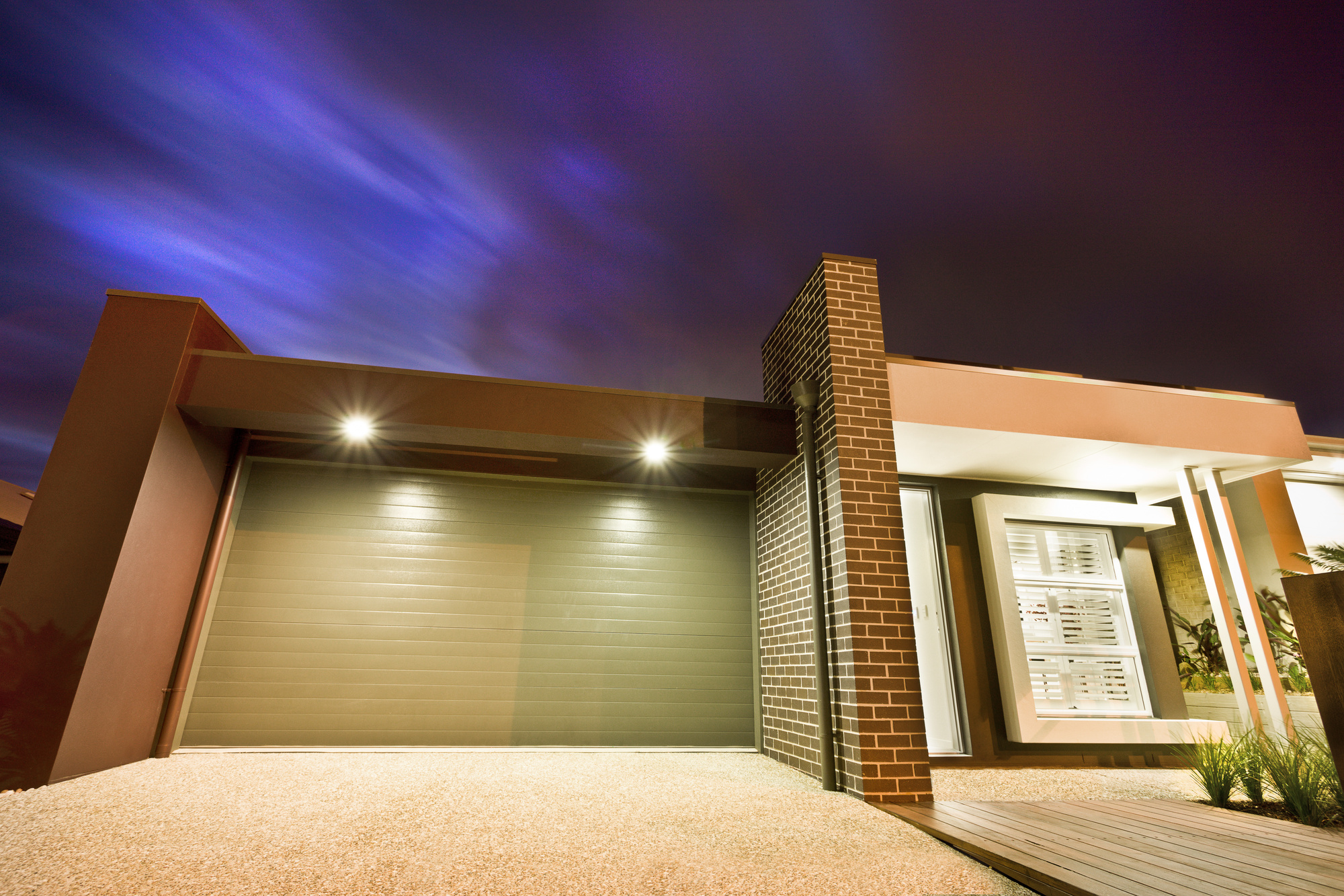 How Do I Choose the Best Garage Door Installer in My Local Area?