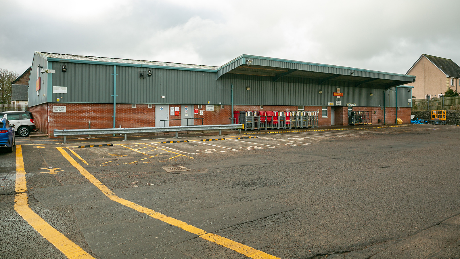 Property Auctions 30/Mar/2023 Royal Mail Distribution Centre, 1 Home