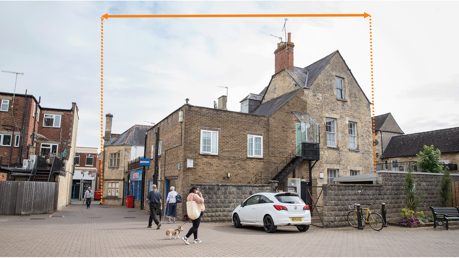 Property Auctions 02/Nov/2023 10 Cricklade Street, Cirencester