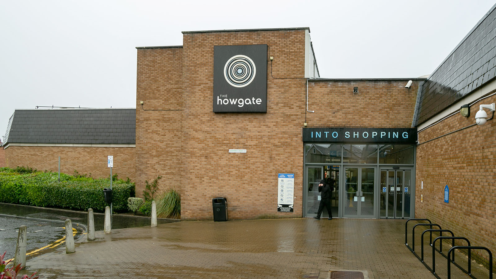 Property Auctions 18/May/2022 Howgate Shopping Centre, High Street