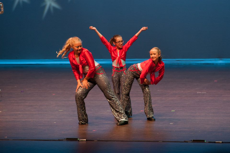 3girlsdancerecital
