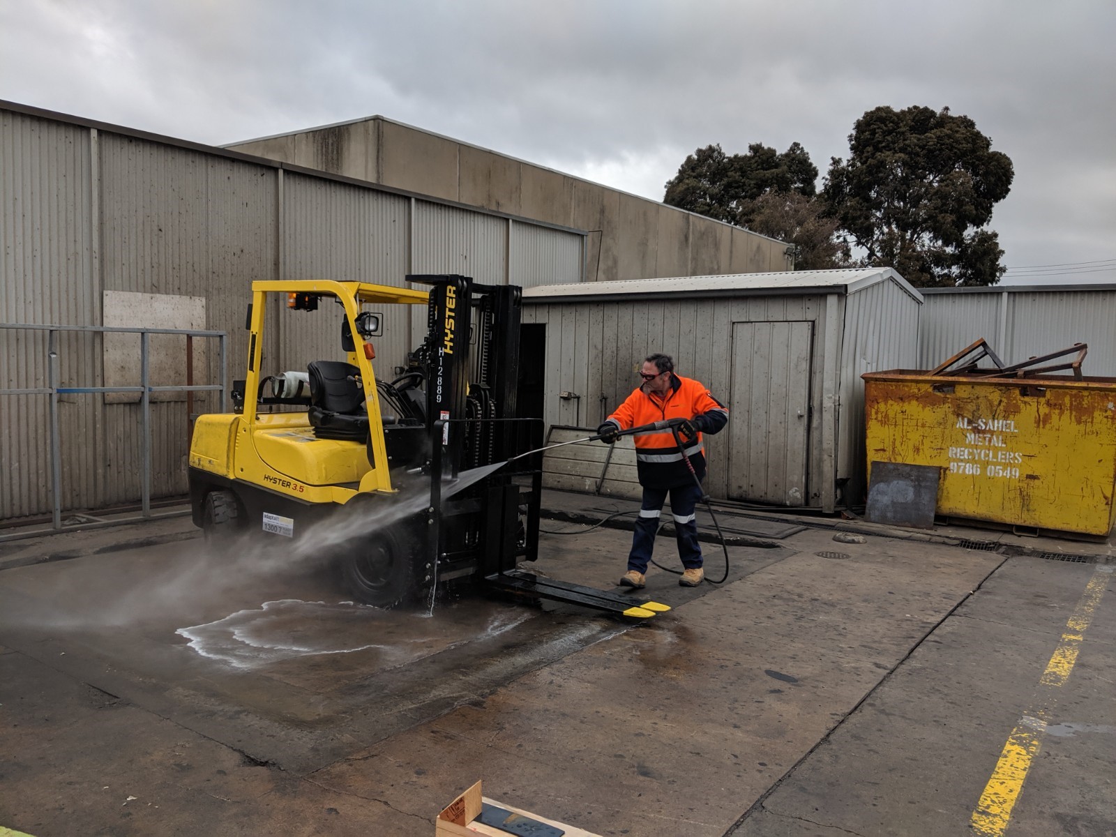 Tips for Storing a Forklift LongTerm