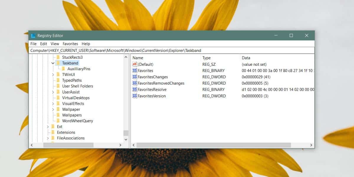 How to back up the Taskbar layout on Windows 10