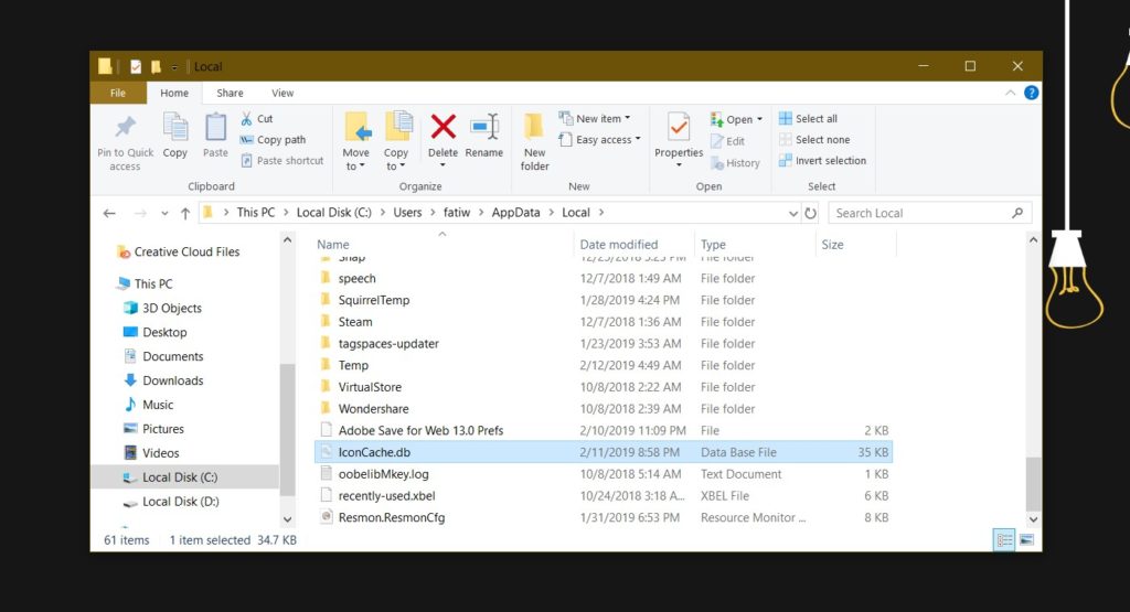 How to fix black background on folders on Windows 10