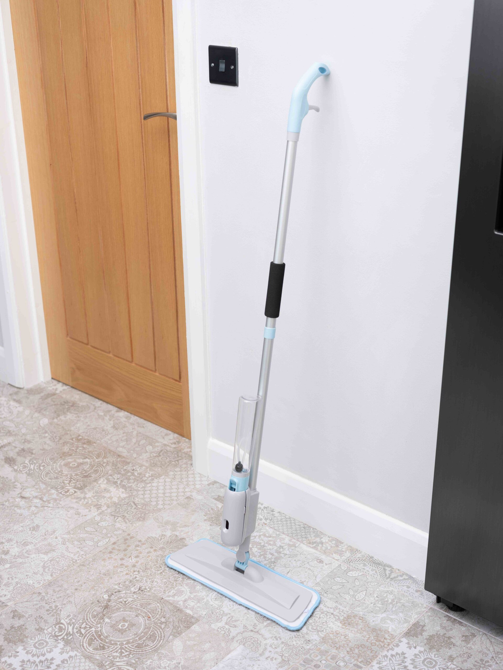 Addis 2 in 1 Spray Mop (519120)