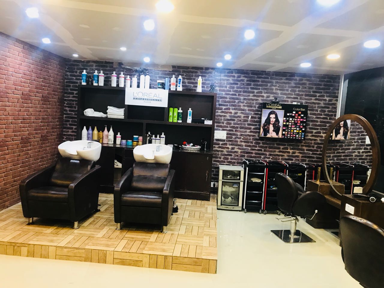 Hair Texture Unisex Salon Address Guru