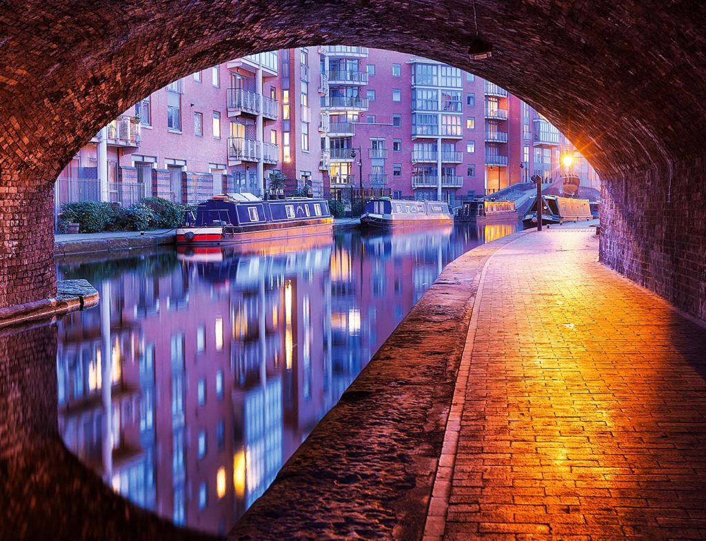 Top 10 World's Most Beautiful Canal Cities Add to Bucketlist , Vacation Deals Part 3