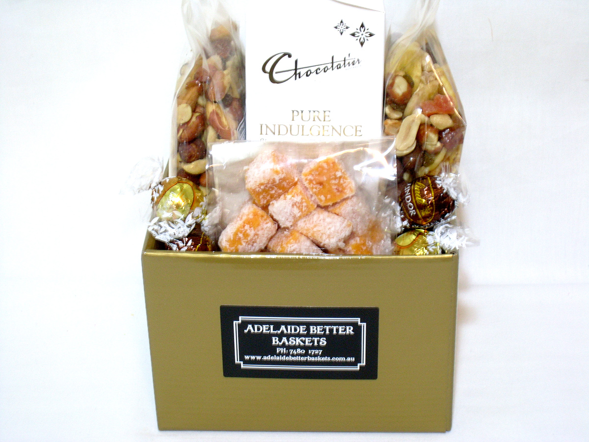 gift box 4 49 . 00 pure indulgence chocolates 140g salted mixed nuts