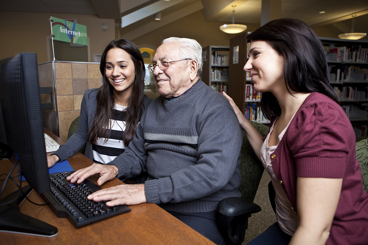 A Unique Fellowship Prepares Social Work Students to Assist an Aging