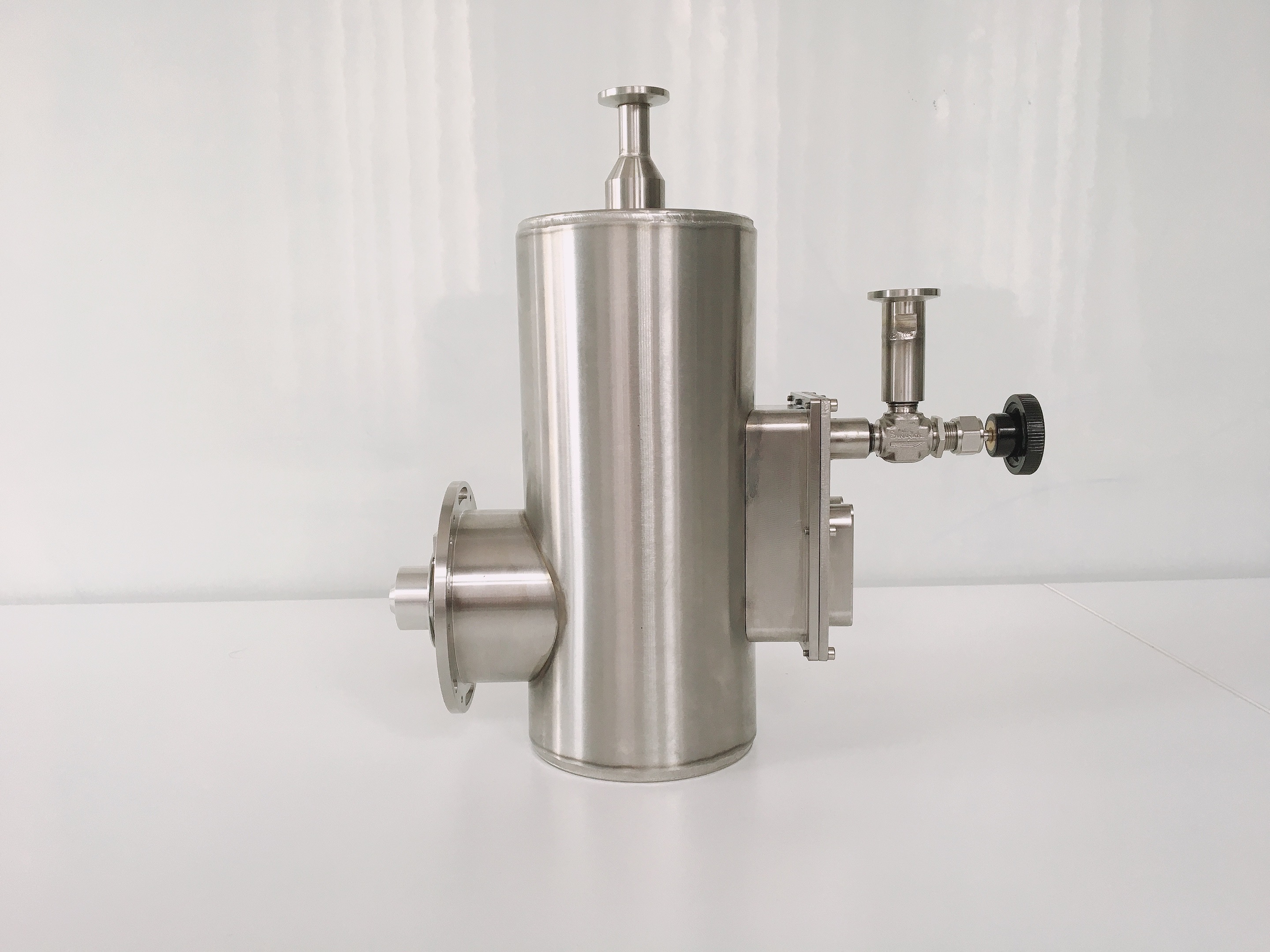 IR Detector Design and Production Adesis