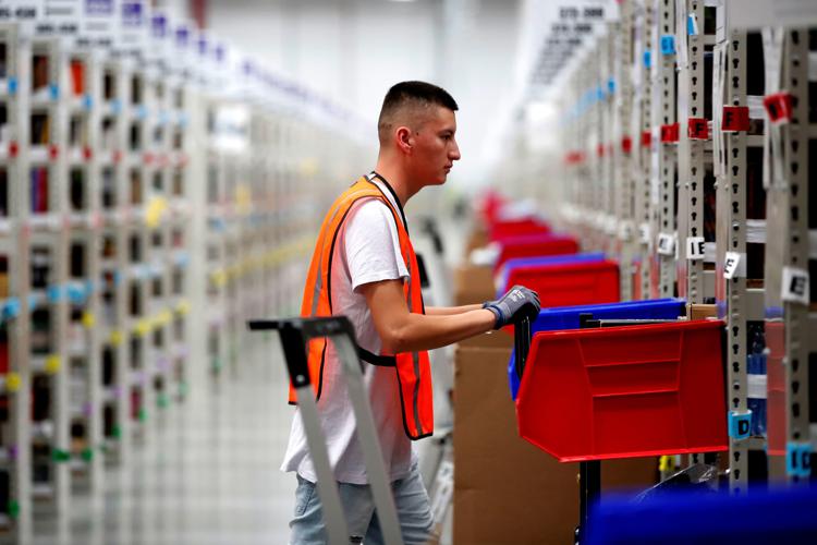 Russia, Amazon Non Spedisce Più E Sospende Le Trasmissioni Di Prime Video - Adnkronos.com 500_x_750_jpg