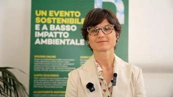 A Milano, corsi di educazione alimentare: quando il gossip del cibo diventa una religione A Milano, corsi di educazione alimentare: quando il gossip del cibo diventa una religione