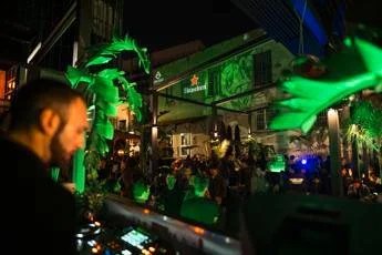 Heineken riscrive il manuale del flirt a Roma e Milano: che genialata! Heineken riscrive il manuale del flirt a Roma e Milano: che genialata!