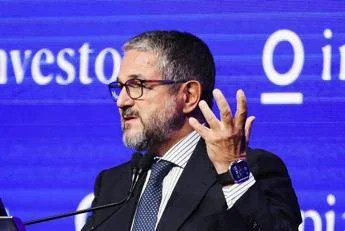 Ecco perché il caos fiscale è la nuova strategia per tappare il buco nero del deficit pubblico Ecco perché il caos fiscale è la nuova strategia per tappare il buco nero del deficit pubblico
