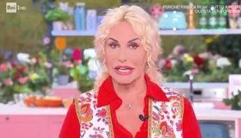 Antonella Clerici a E’ sempre mezzogiorno: il messaggio per Gaza, “È un massacro”