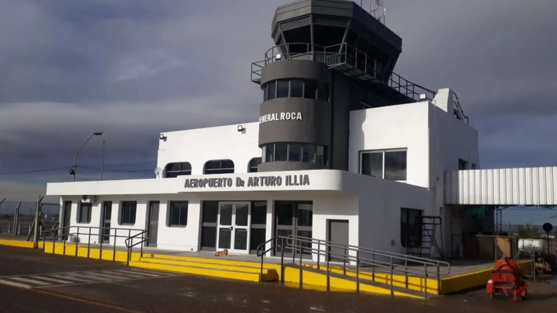 La Provincia reacondiciona el aeropuerto de General Roca ADN