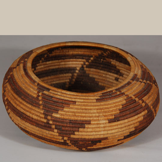 Southwest Indian Baskets Historic Pomo Bowls and Other Forms Pomo Historic Coiled Gift