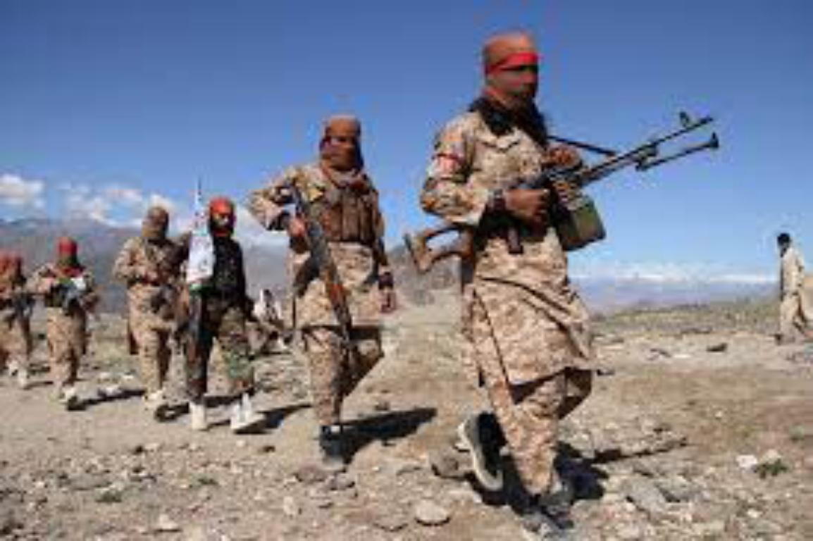 Taliban fighters take over gym at American base in Kabul [Video