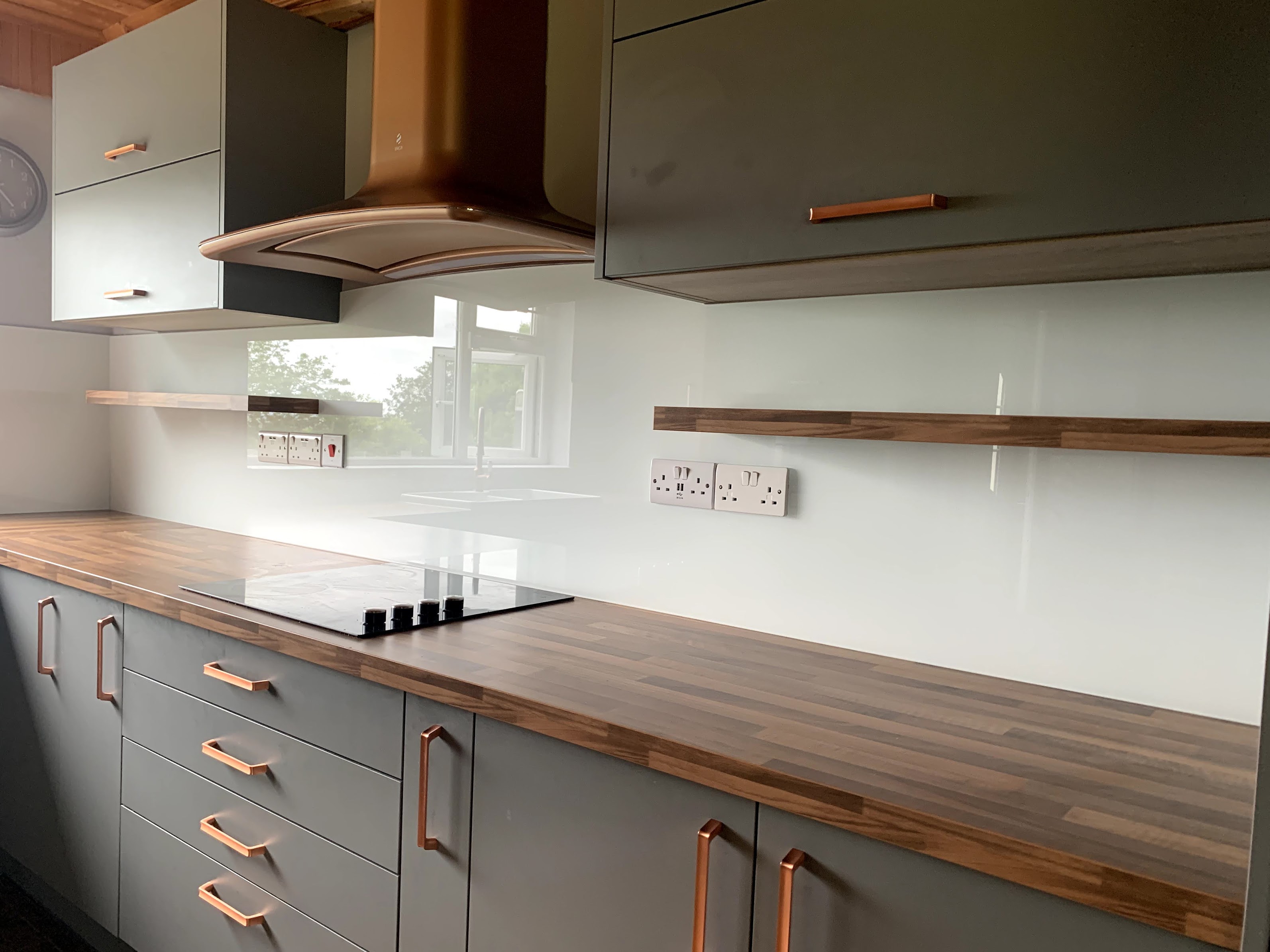 Glass Splashbacks Glass Repairs Cork Advanced Glass Cork