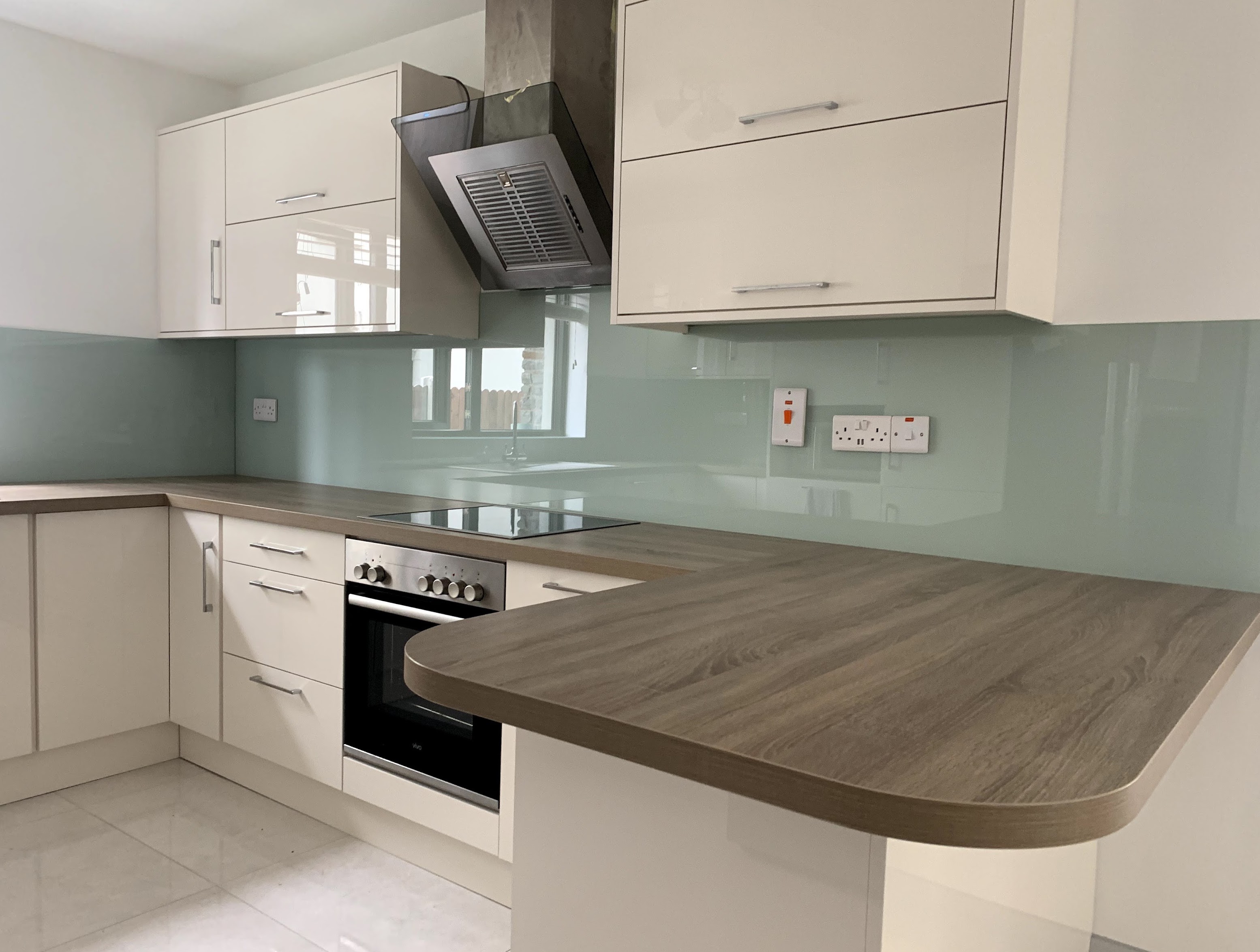 Glass Splashbacks Kitchen Splashbacks from Advanced Glass Cork