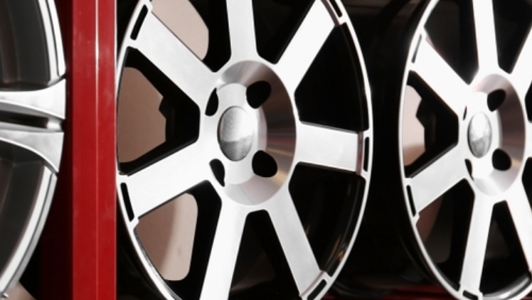 Advantages of Alloy Wheels in Car vs Steel Rims | Advantage Alloy Repairs