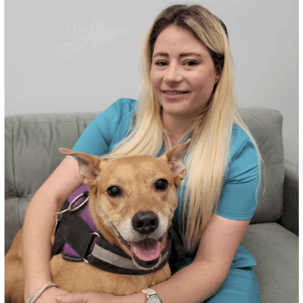 Cristina R. Customer Service Rep Advanced Veterinary Care Center