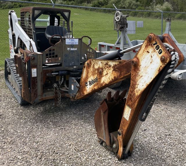 2006 Bobcat T190 Tracked Loader w/ Attachments (970395)