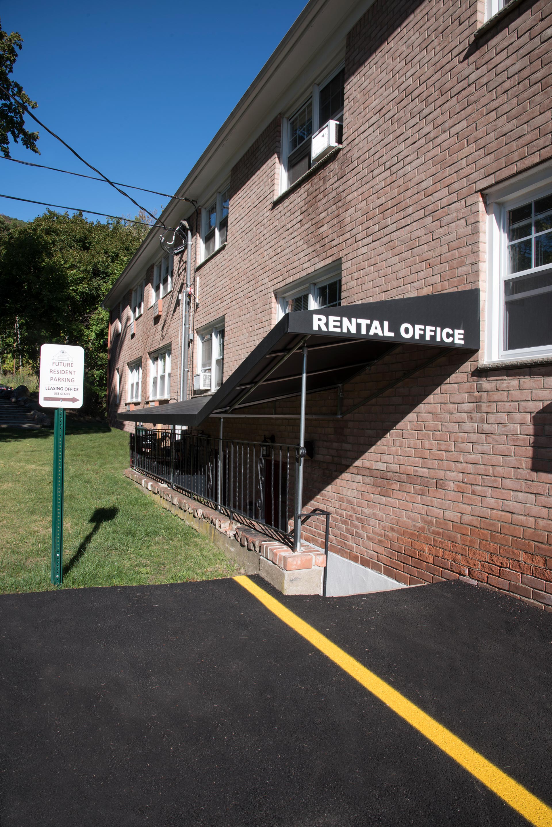 Berkeley Square Apartments Affiliated Management