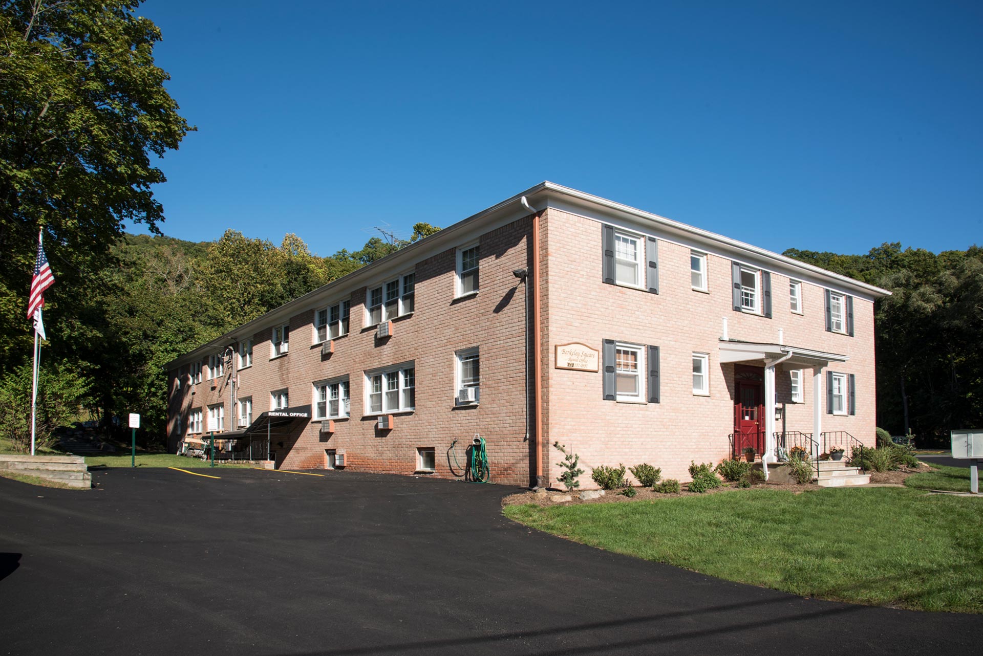 Berkeley Square Apartments Affiliated Management