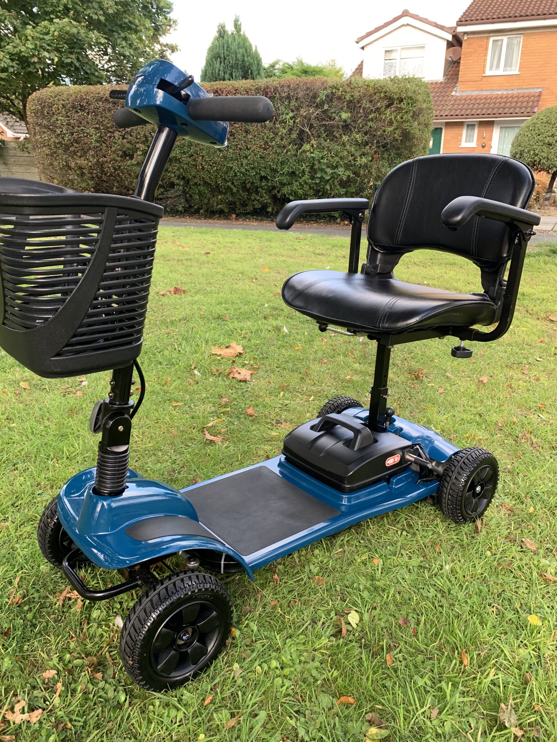 Fantastic CareCo Airlite Lightweight 4mph Mobility Scooter