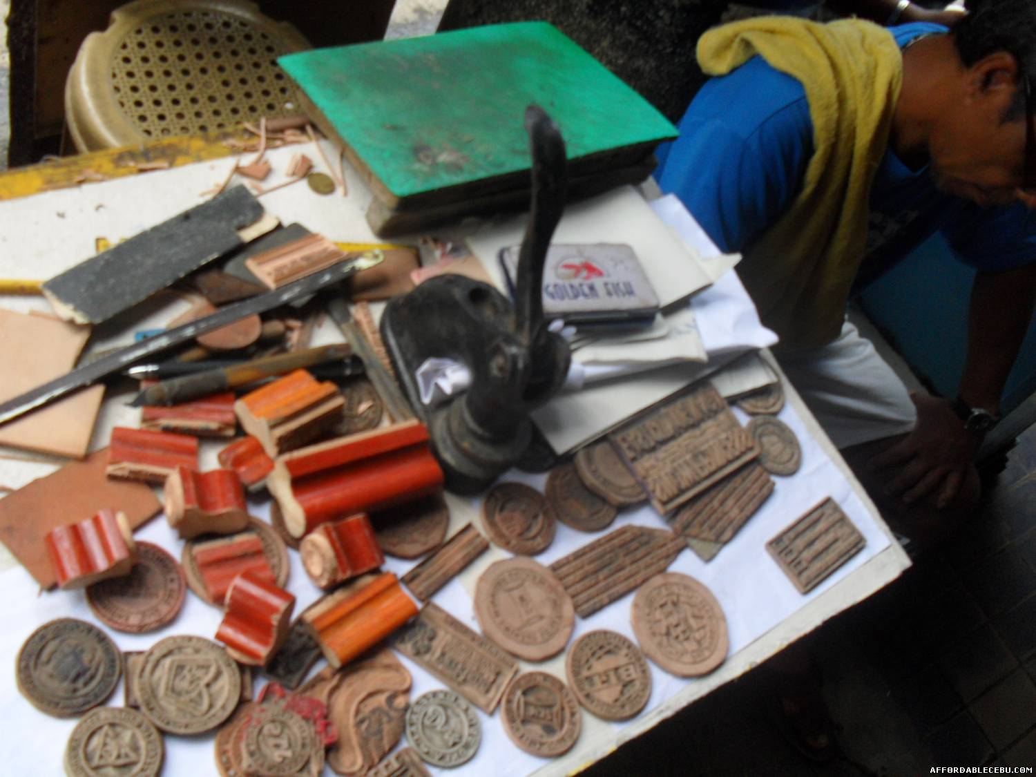 A Life in Colon Street Cebu City in the Present Cebu Travel Guide 102