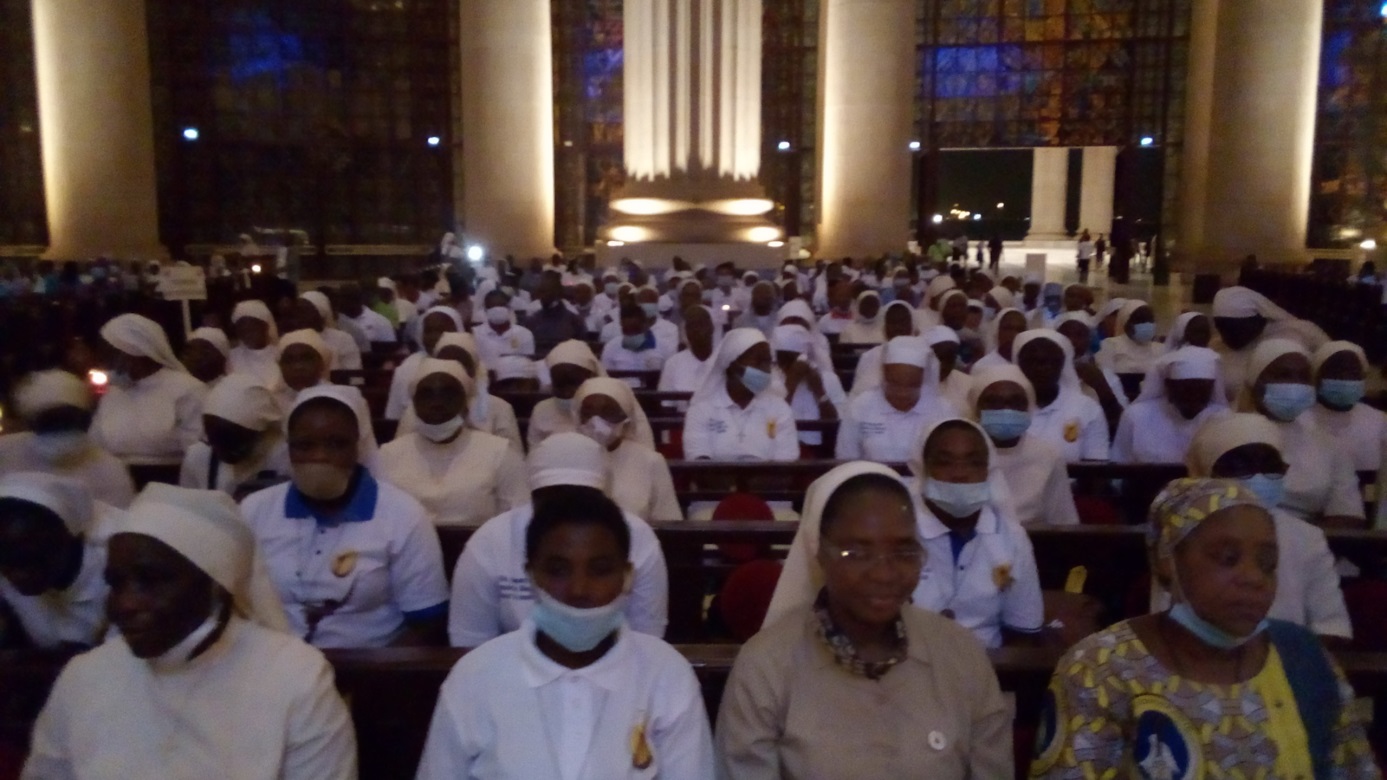 Pèlerinage des consacrés à la Basilique « Notre Dame de Paix