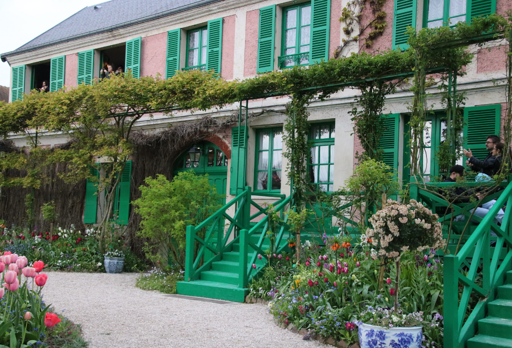 Claude House at Giverny A French Collection