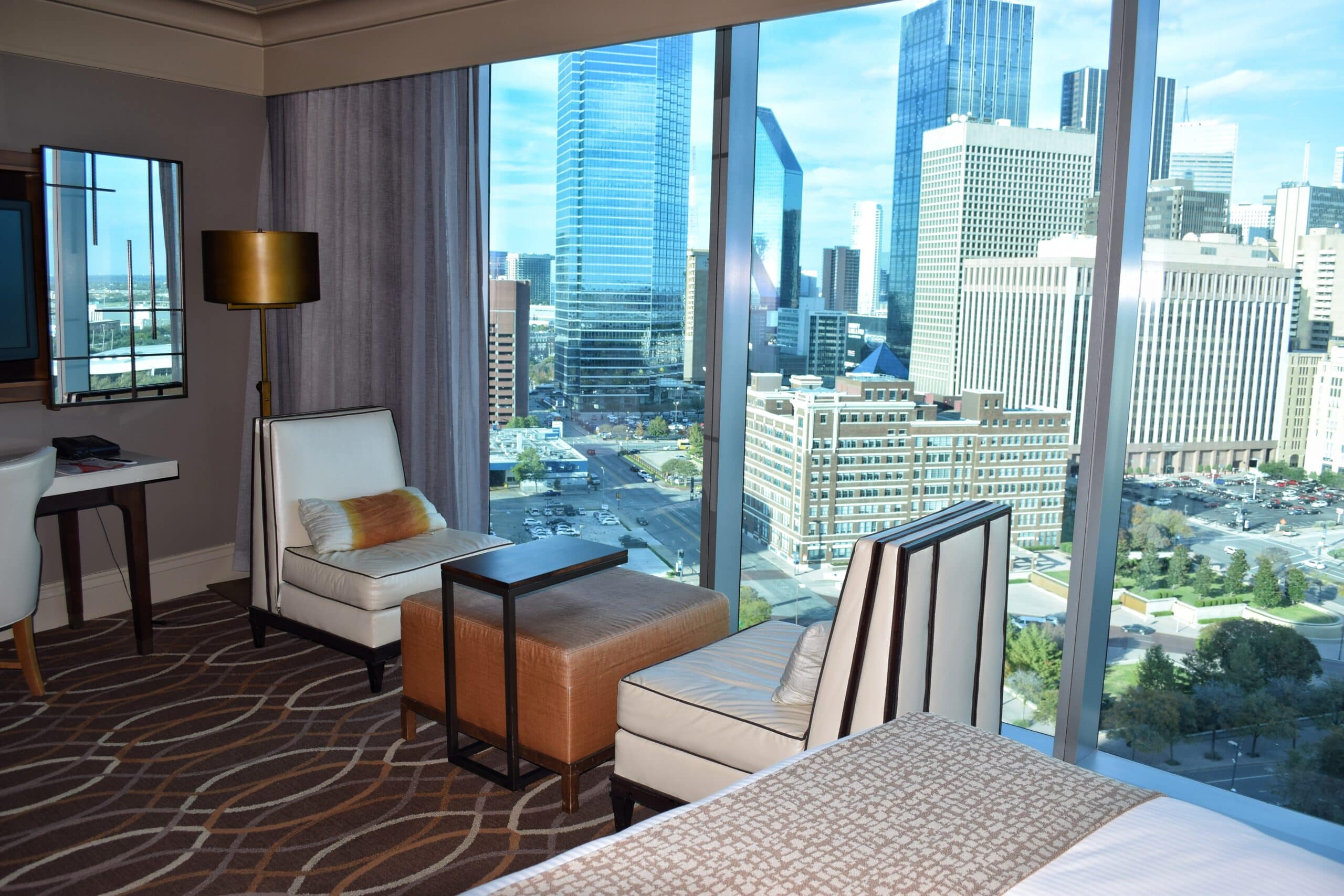 A Memorable Stay at Omni Hotel Dallas Afrostylicity