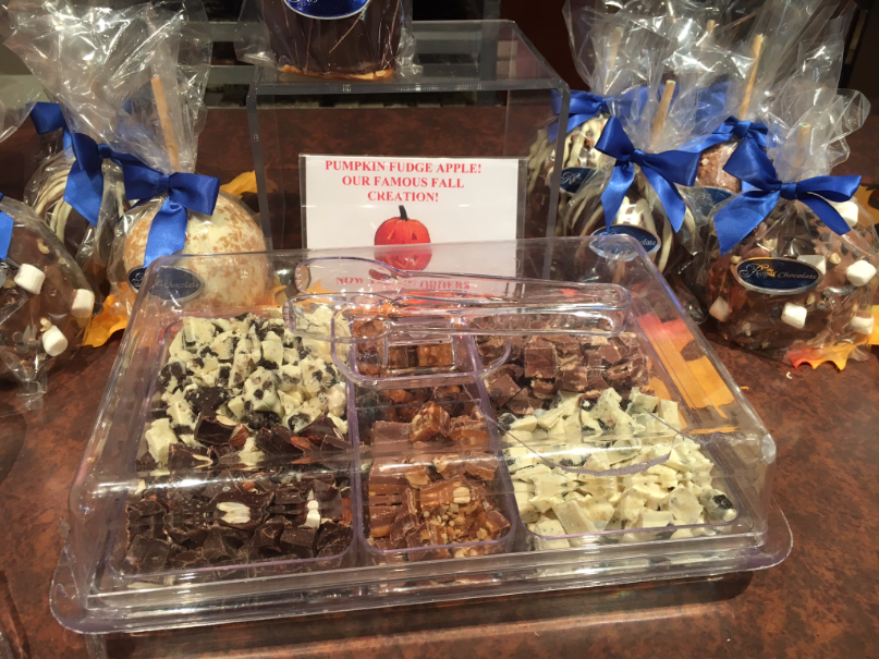 The Royal Chocolate Virginia Beach 10 Candy Bar Gift Making Class
