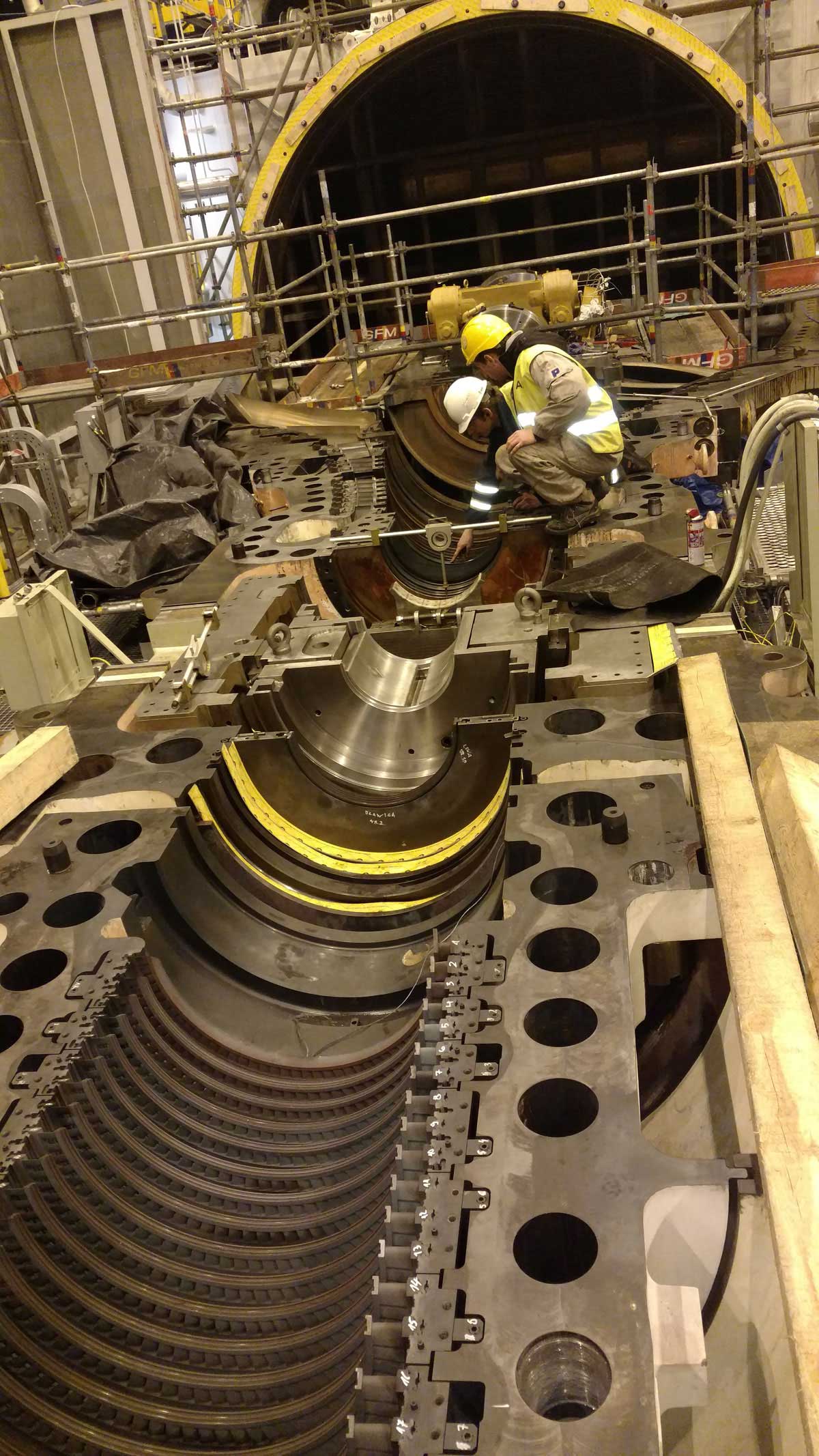 TURBINE SHAFT ALIGNMENT AFS Pomiary Optyczne Sp. z o.o.