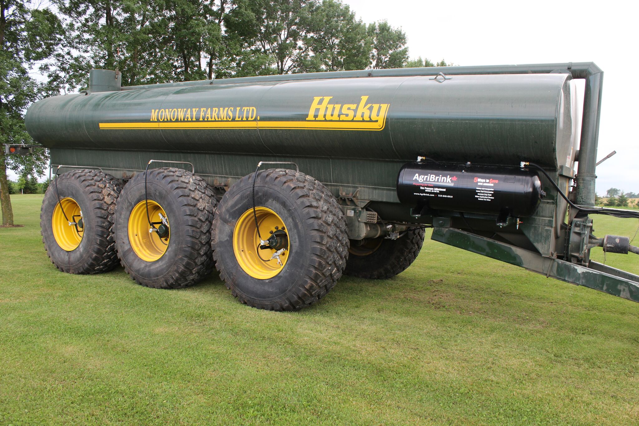 Monaway Farms Ltd Onthego Tire Pressure Adjustment System for