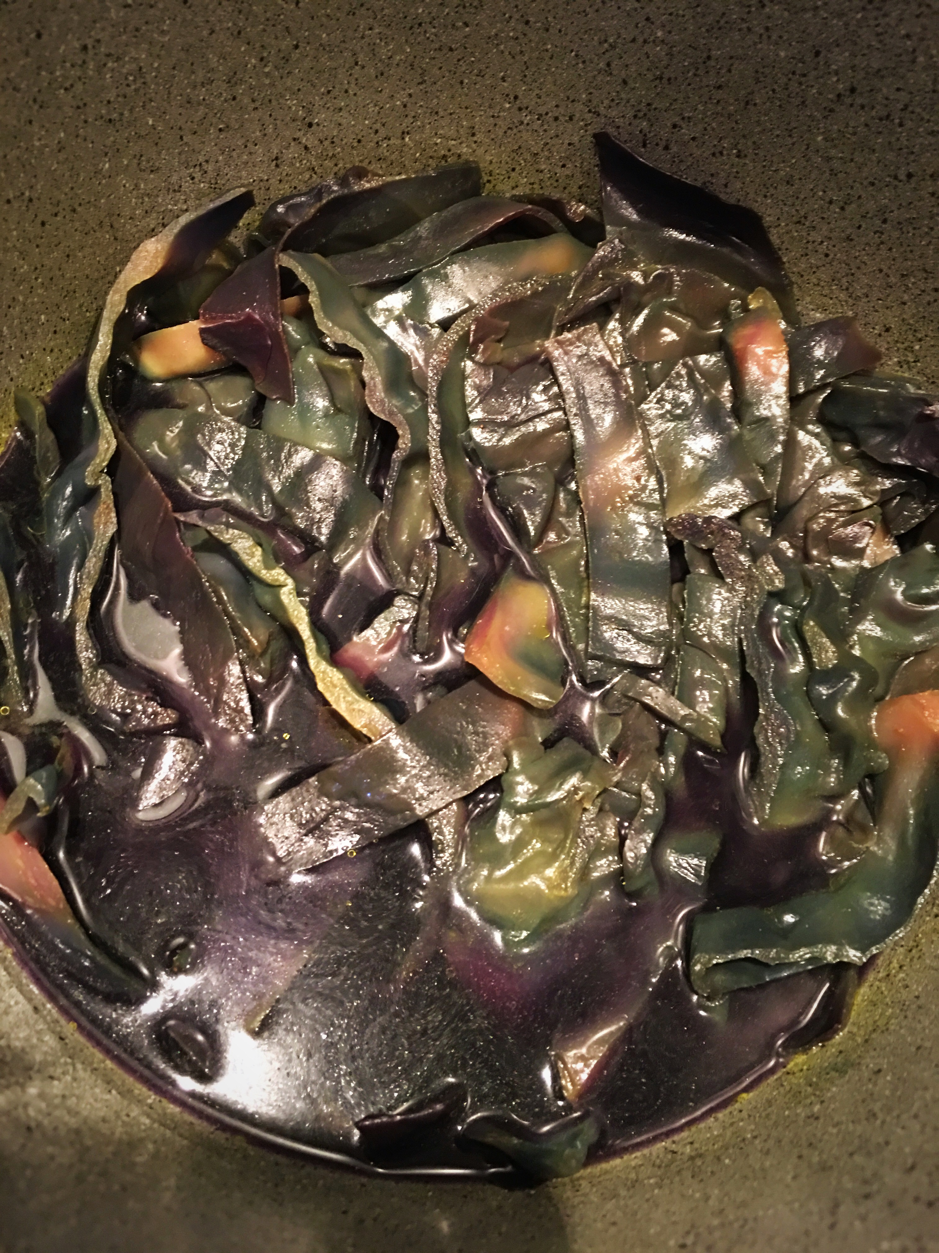 Usos del agua de cocer col lombarda ›