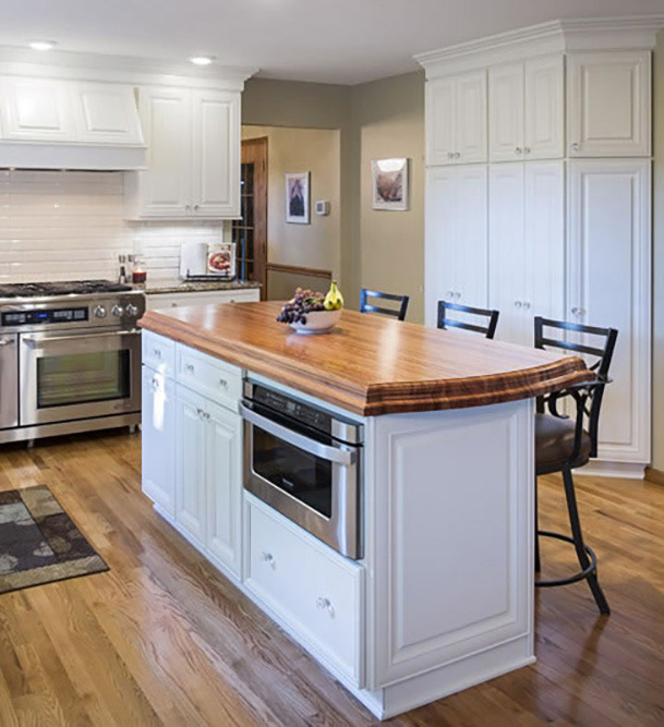 Updated Kitchen For Large Family In Johnston IA AIM Kitchen & Bath