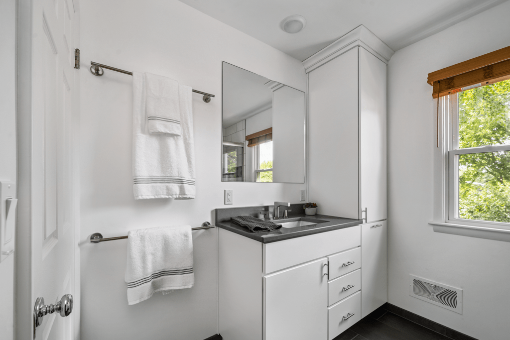 Ashby Park Contemporary AIM Kitchen & Bath