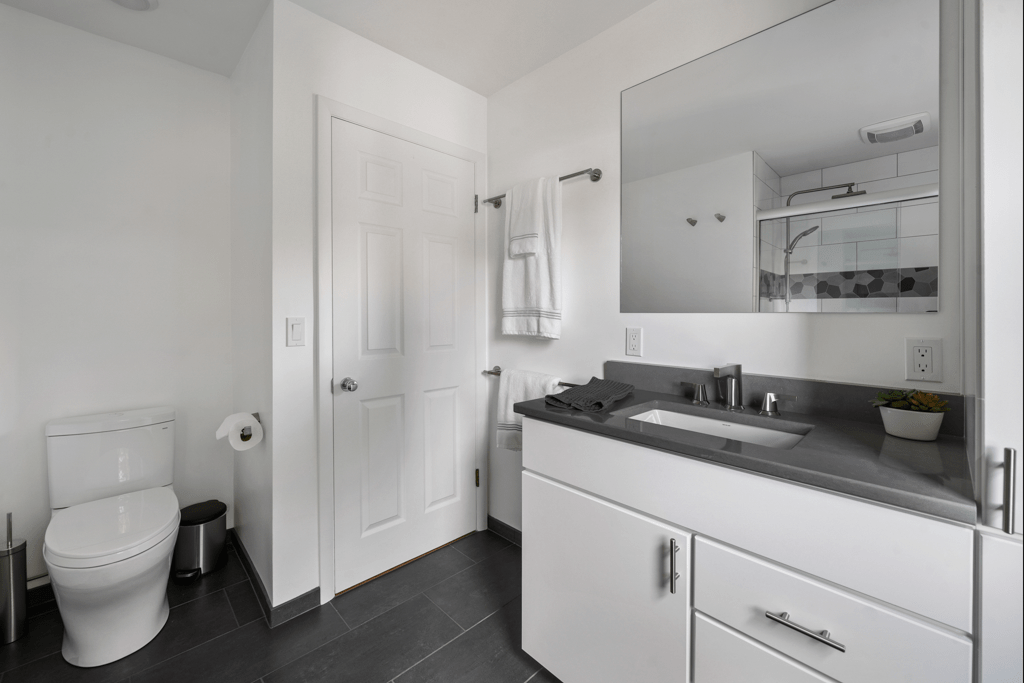 Ashby Park Contemporary AIM Kitchen & Bath