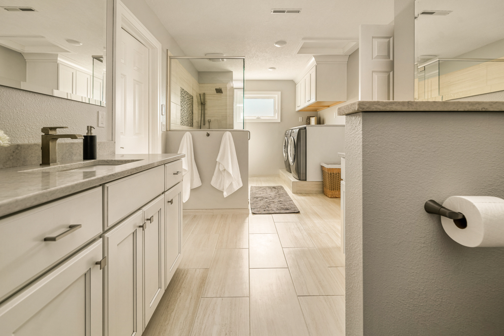 Master Bathroom Remodel In Johnston IA AIM Kitchen & Bath