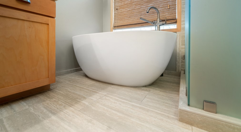 Modern Style Bathroom Remodel In Des Moines AIM Kitchen & Bath