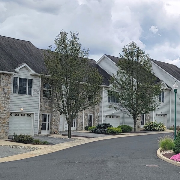 Springhouse Townhomes AION