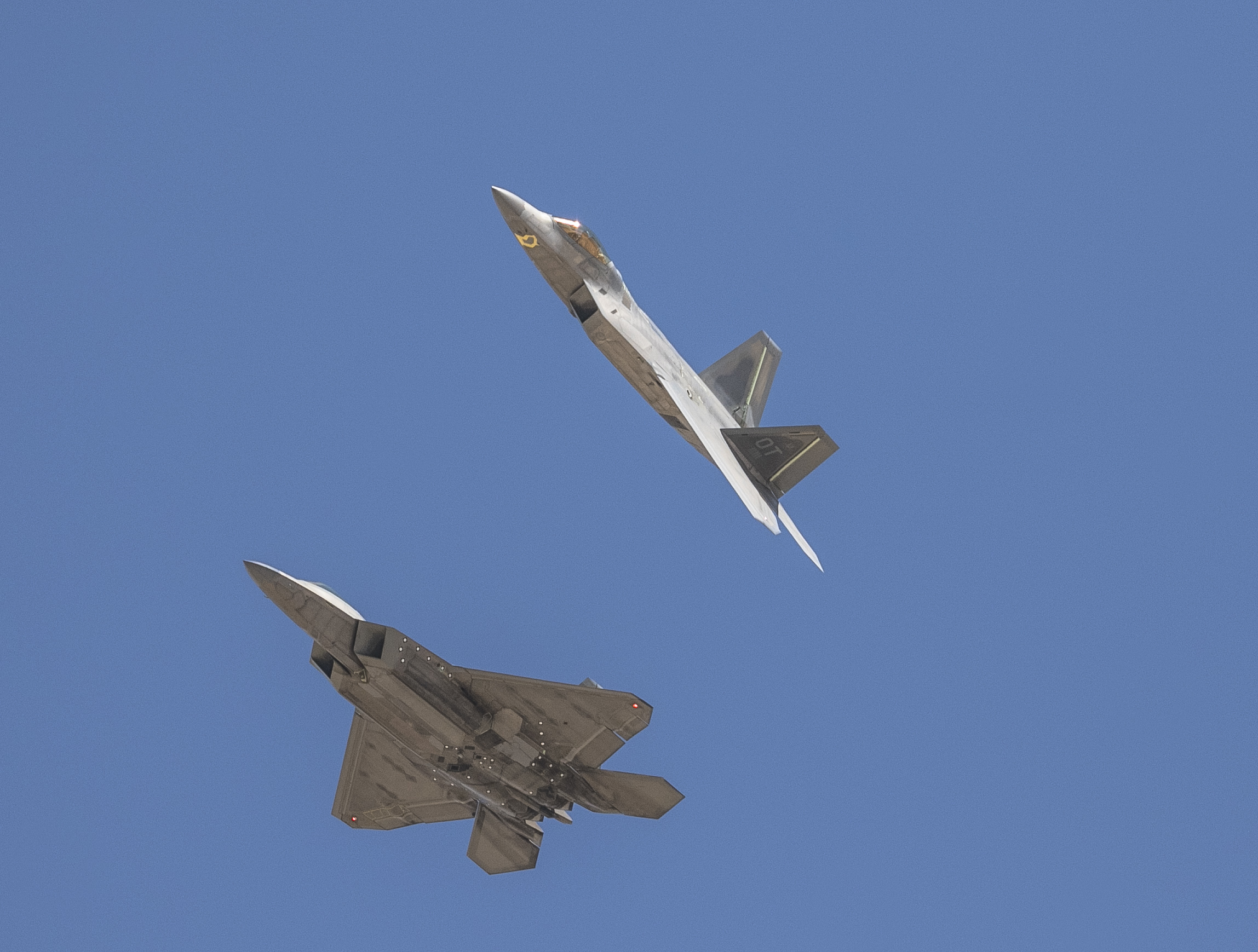 F22 Flies With ThirdParty Apps, New Open Software Architecture Air