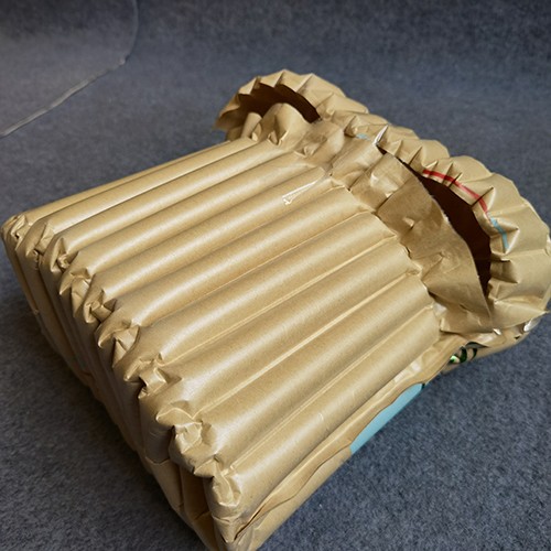 Choose kraft airbag packaging for your shipping needs. Made from