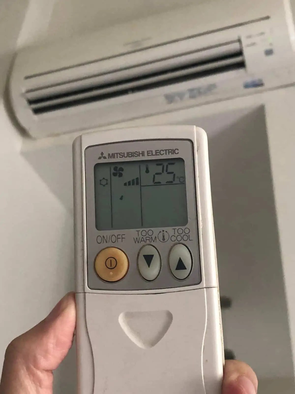Can Aircon Clean The Air Inside The Room? (Updated)