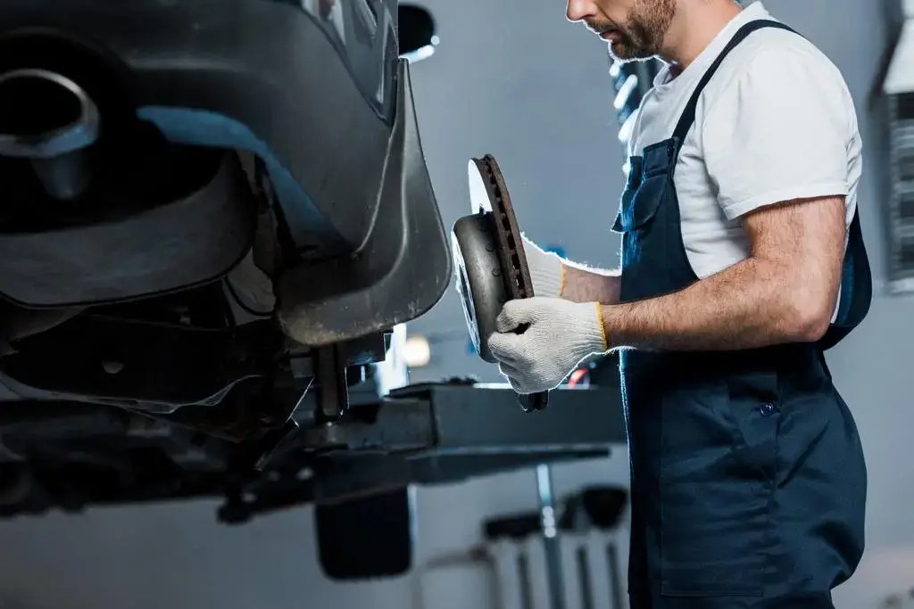 What are Service MOT Repairs? Aircool Islington MOT Testing Services