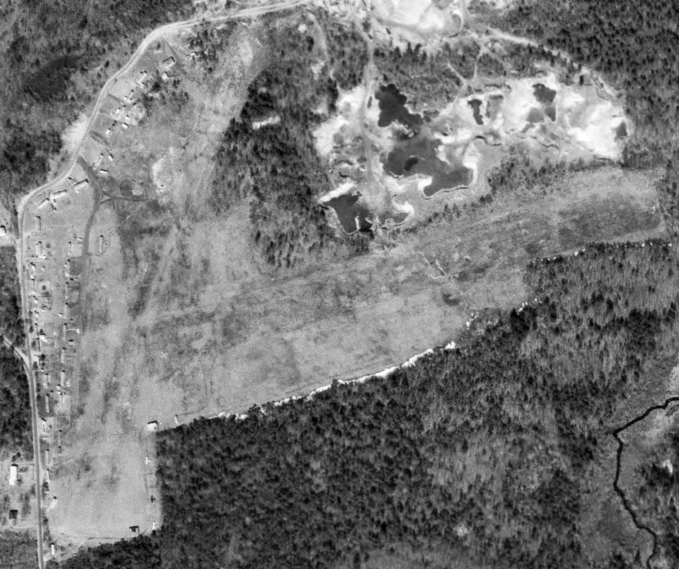 Abandoned & LittleKnown Airfields Rhode Island